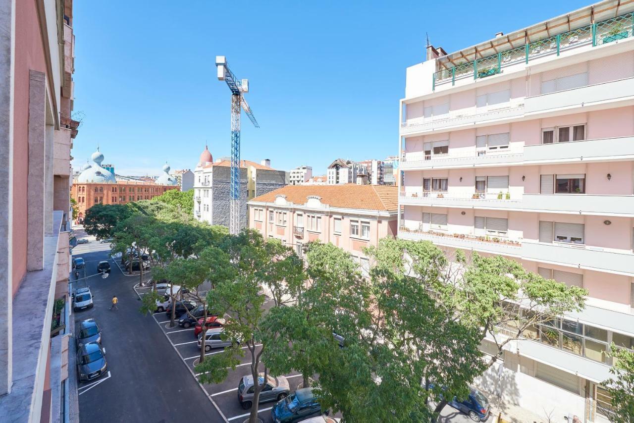 Campo Pequeno Prestige Hotel Lisbon Luaran gambar